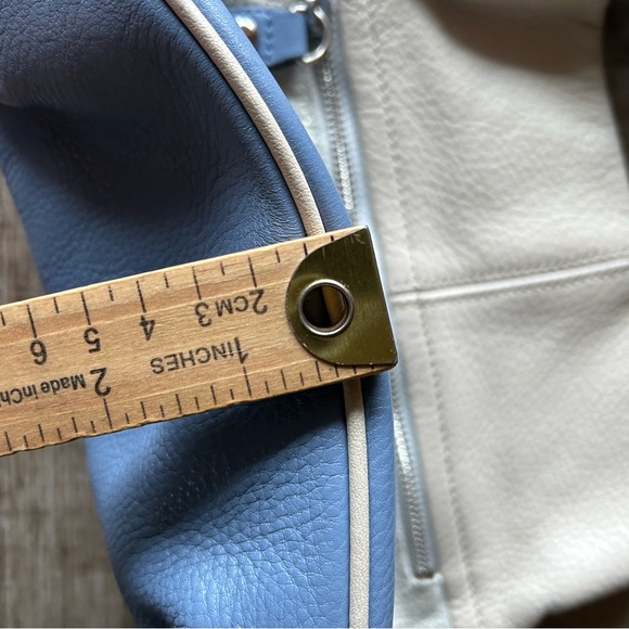 ▶️ B Makowsky Colorblock Leather Crossbody Bag Cream Silver Blue EXCELLENT - Picture 11 of 16